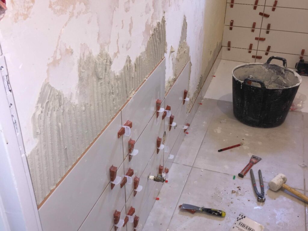 Pose de faïence à Bons-en-chablais