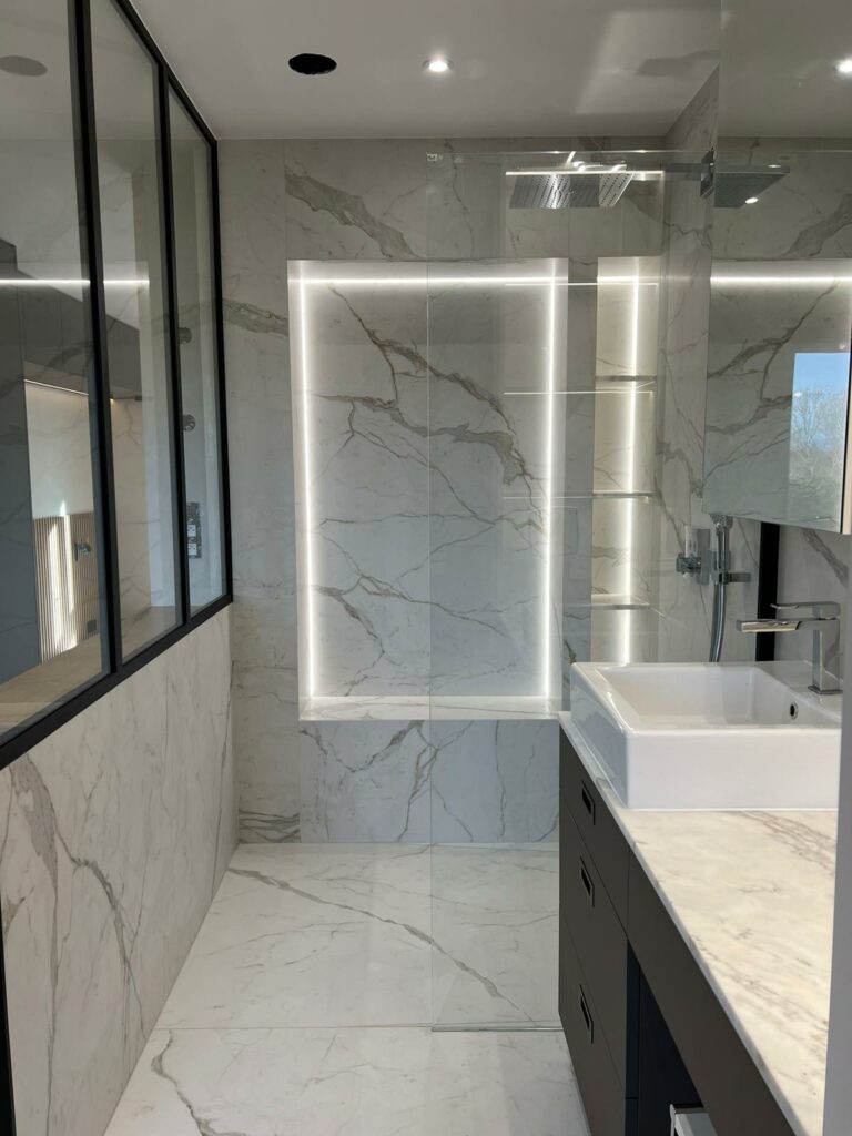 Photo salle de bains rénovation Bons