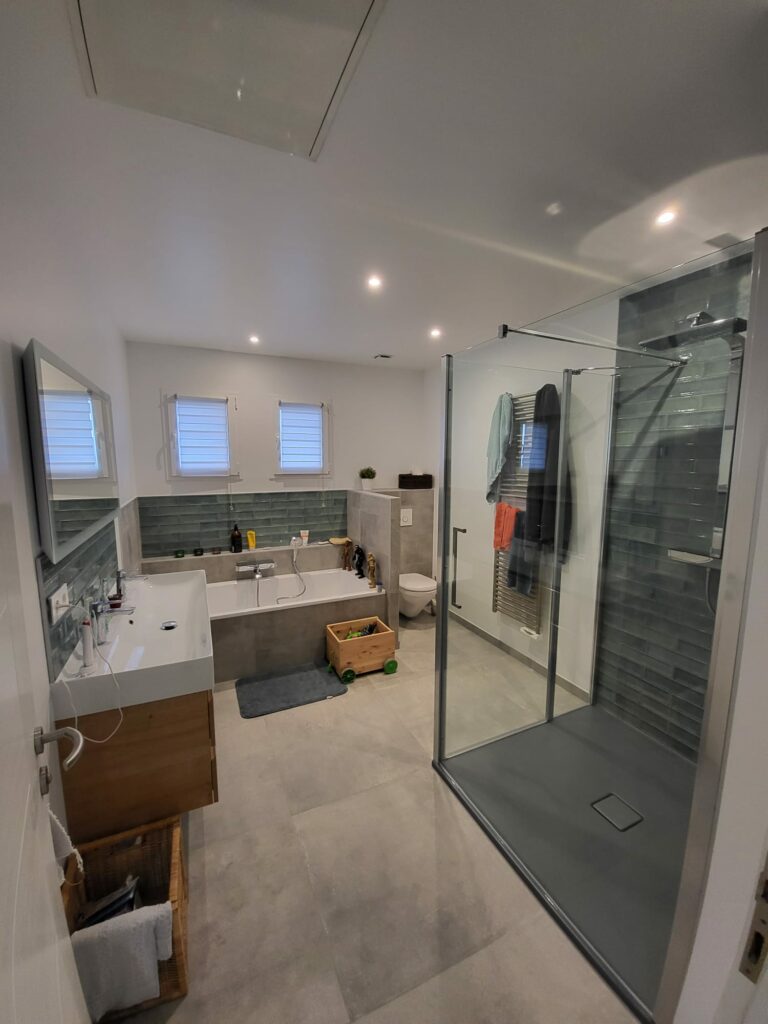 rénovation salle de bains après les travaux à Douvaine
