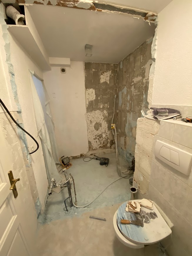 Rénovation de salle de bain à Douvaine avec des finitions modernes
