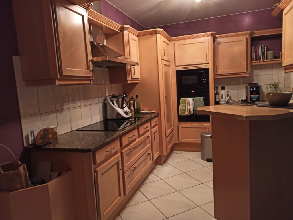 Cuisine avec marbre à Bons-en-Chablais